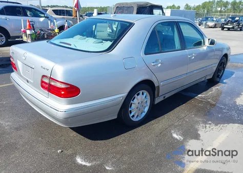 2000 Mercedes-Benz E 320 4M from USA, damaged, VIN WDBJF82J1YX035087